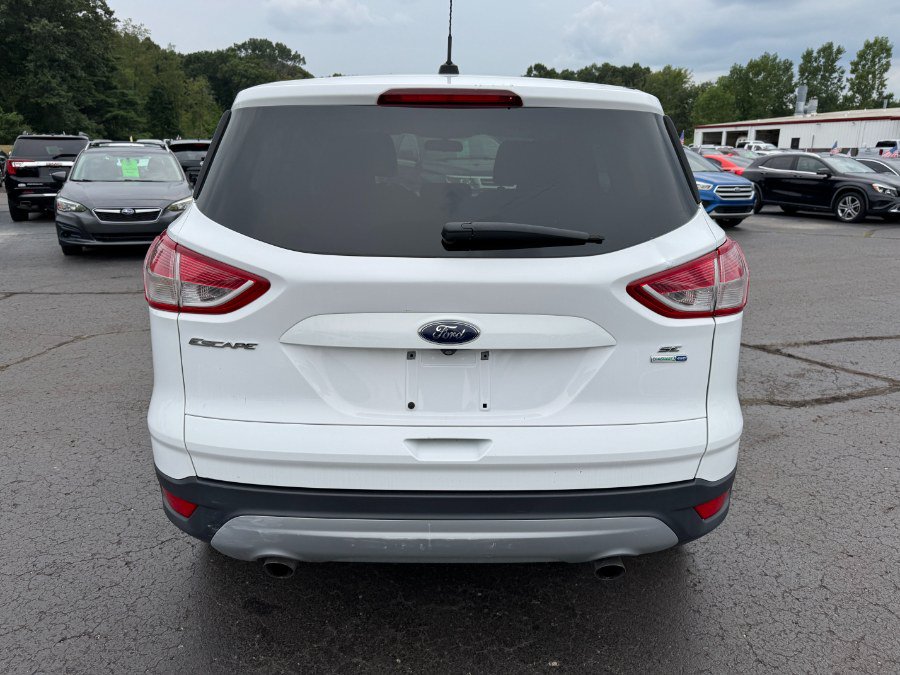 Used 2016 Ford Escape SE AWD/4WD image 4