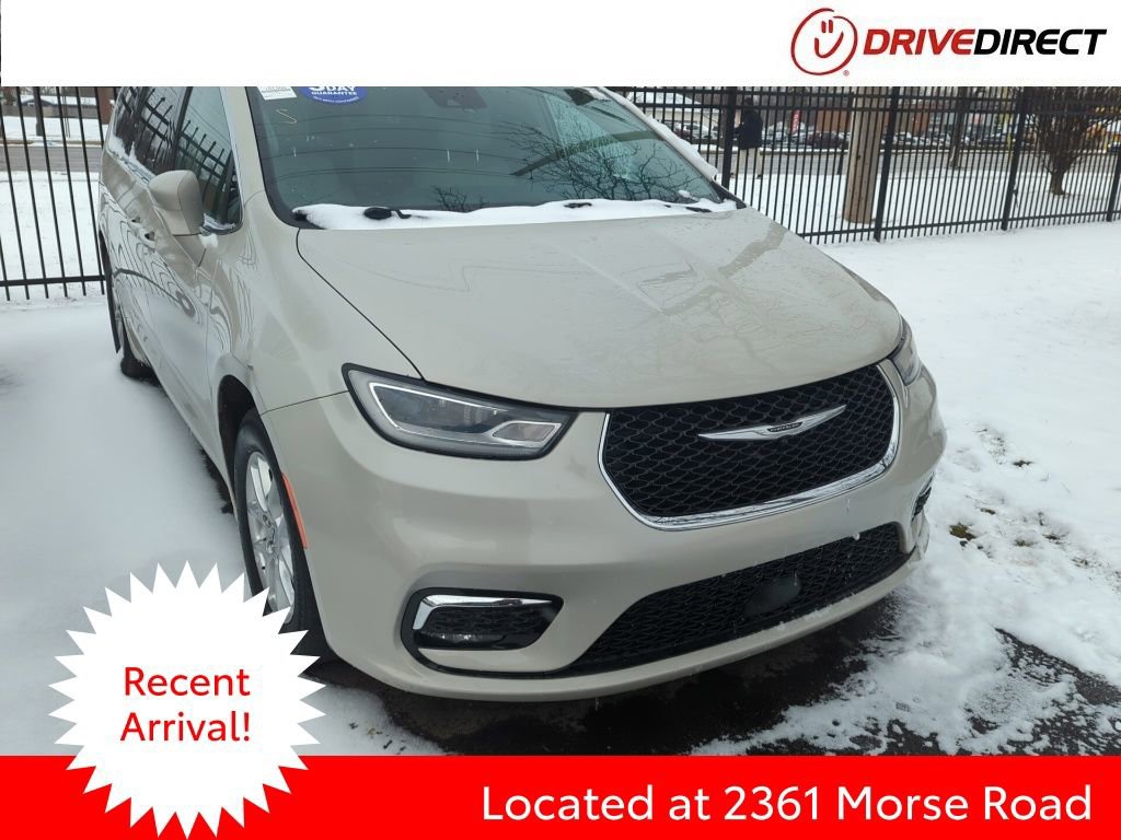 Used 2021 Chrysler Pacifica Touring-L