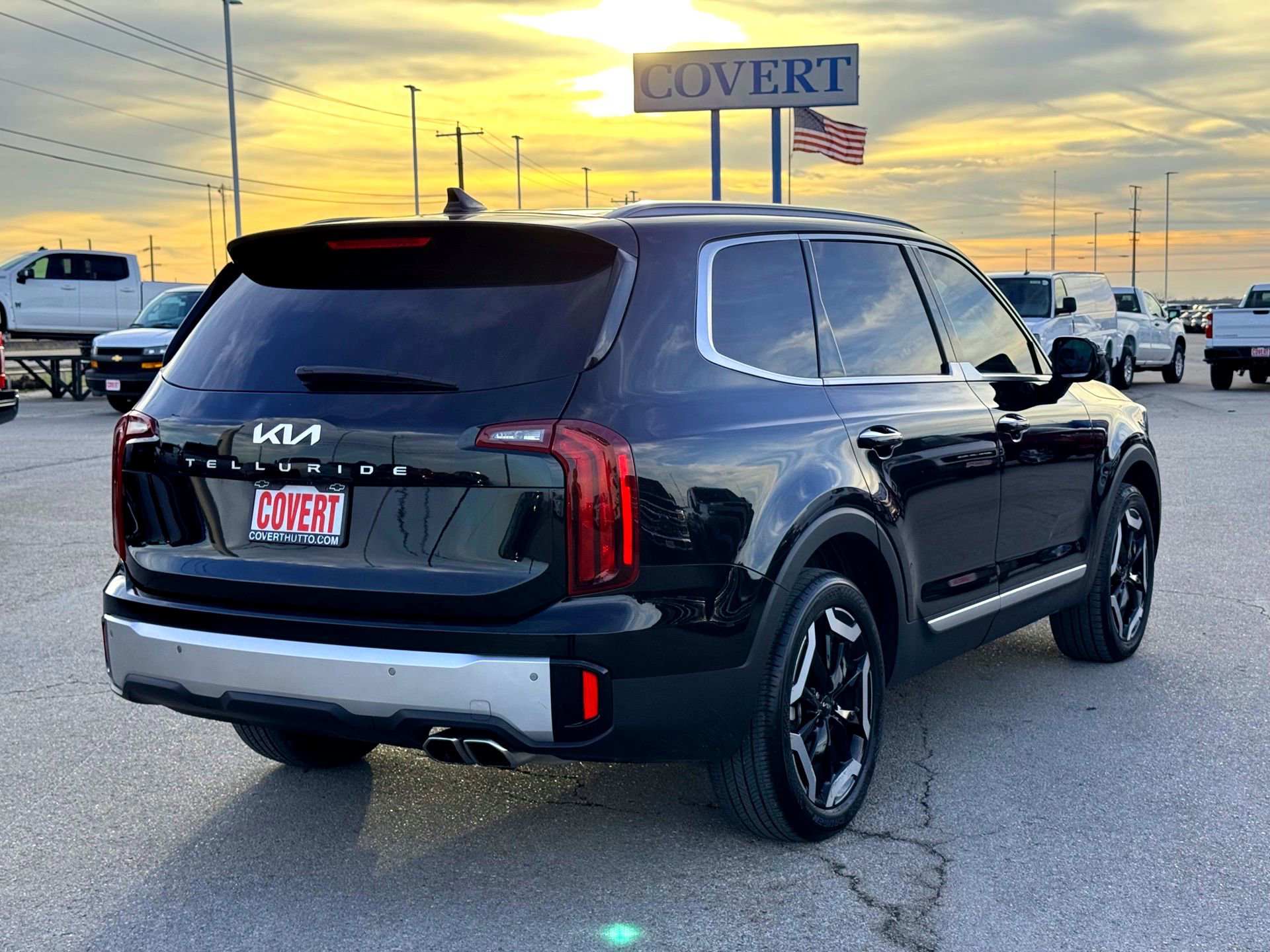 Used 2024 Kia Telluride S image 6