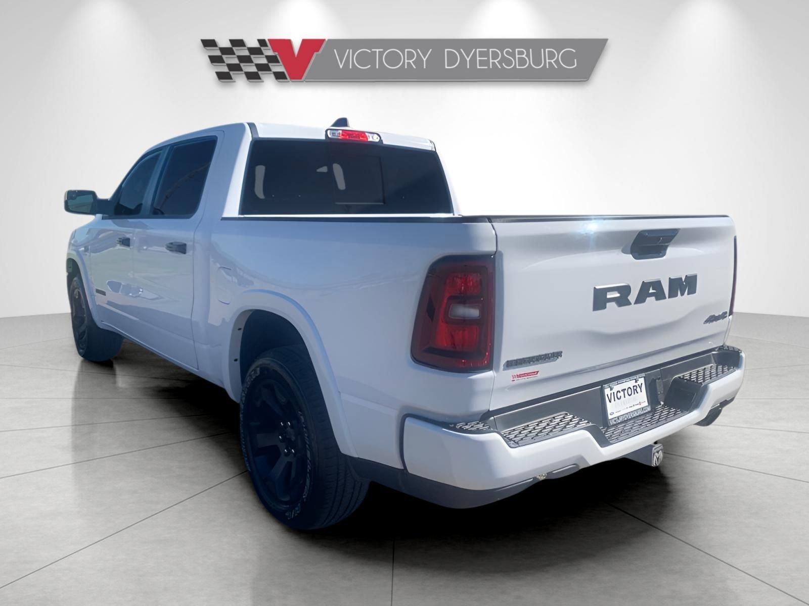 New 2026 RAM 1500 Big Horn w/ Night Edition AWD/4WD image 6