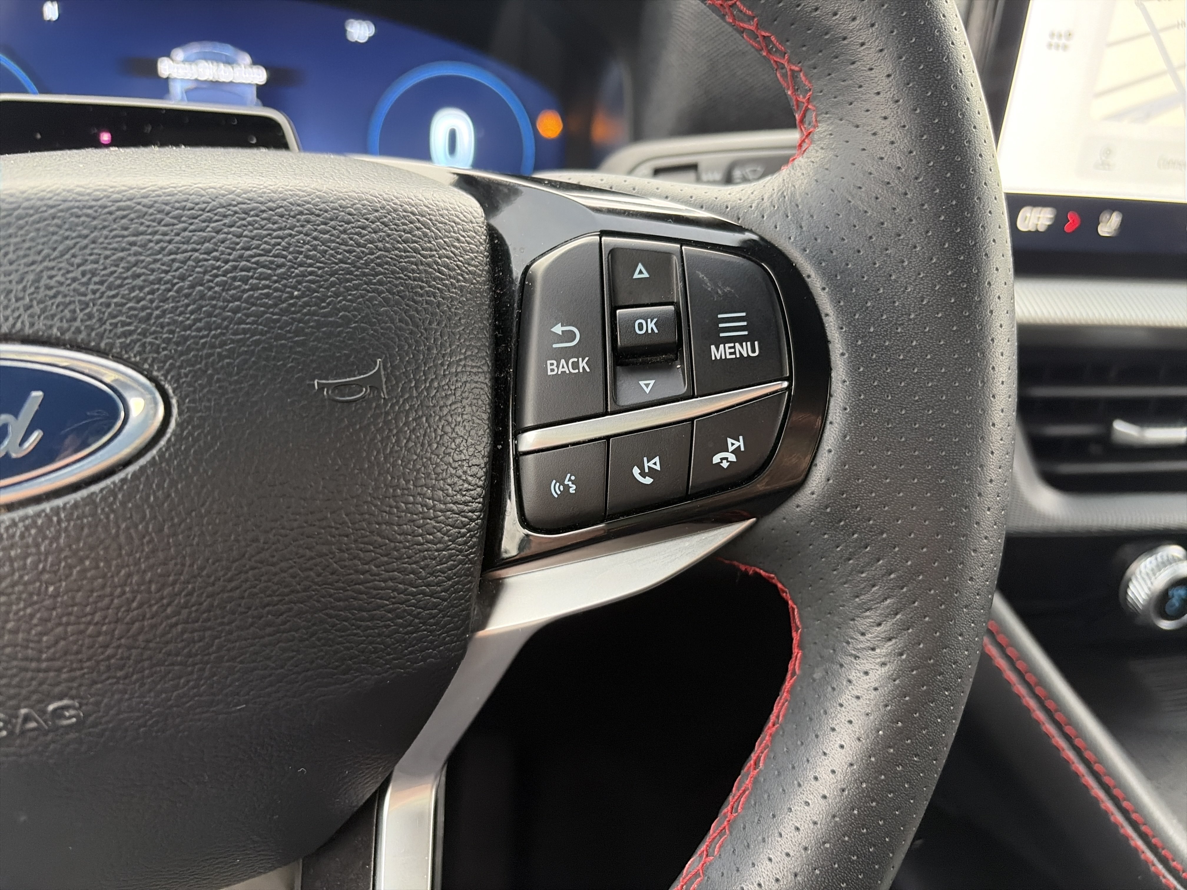 Used 2025 Ford Explorer ST-Line AWD/4WD image 20
