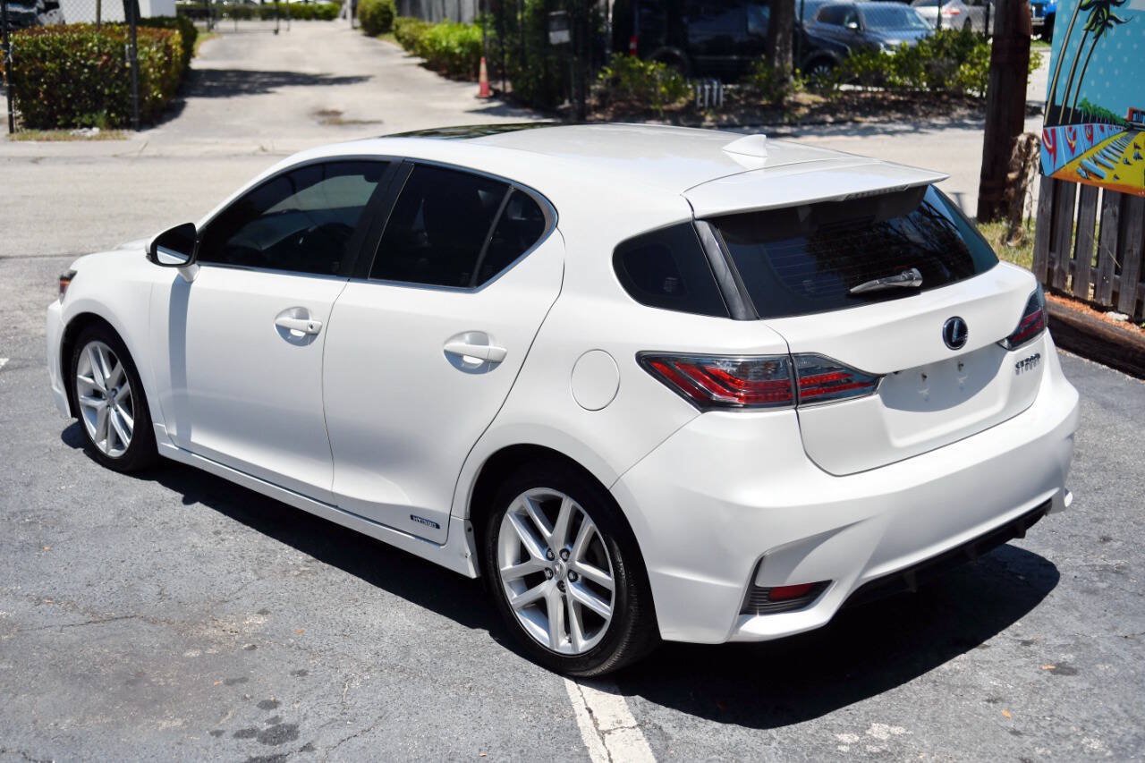 Used 2015 Lexus CT 200h FWD image 11