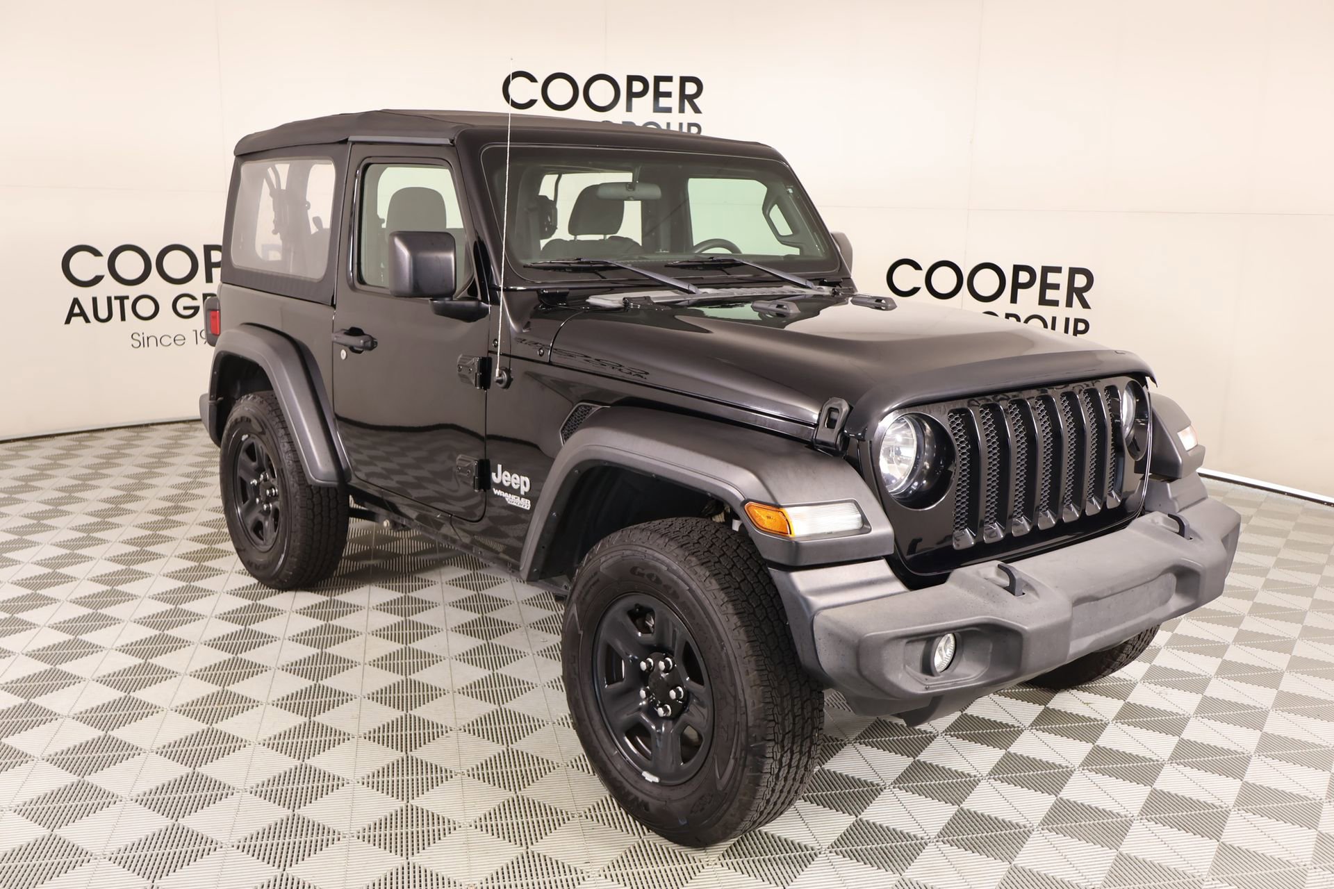 Used 2021 Jeep Wrangler Sport AWD/4WD image 1