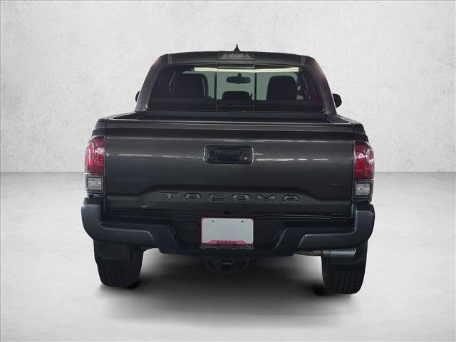 Used 2017 Toyota Tacoma TRD Sport w/ Tow Package RWD image 7