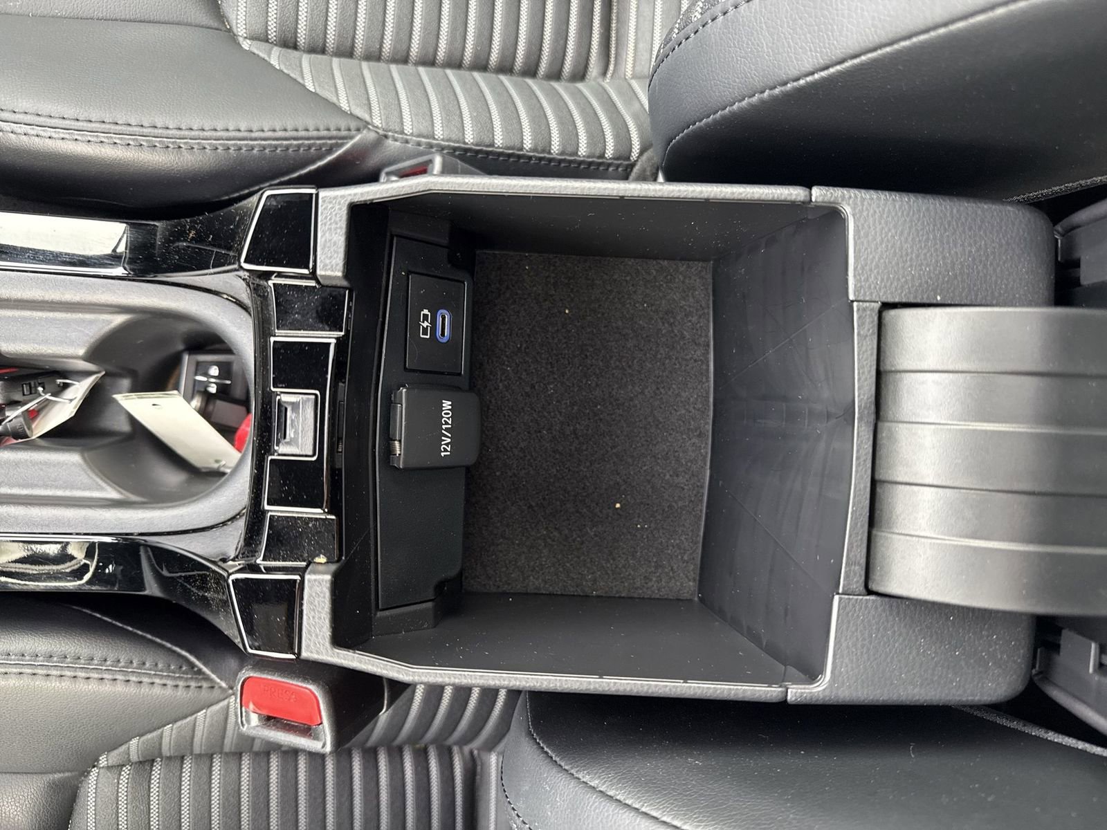 Used 2022 Toyota Corolla XSE FWD image 20