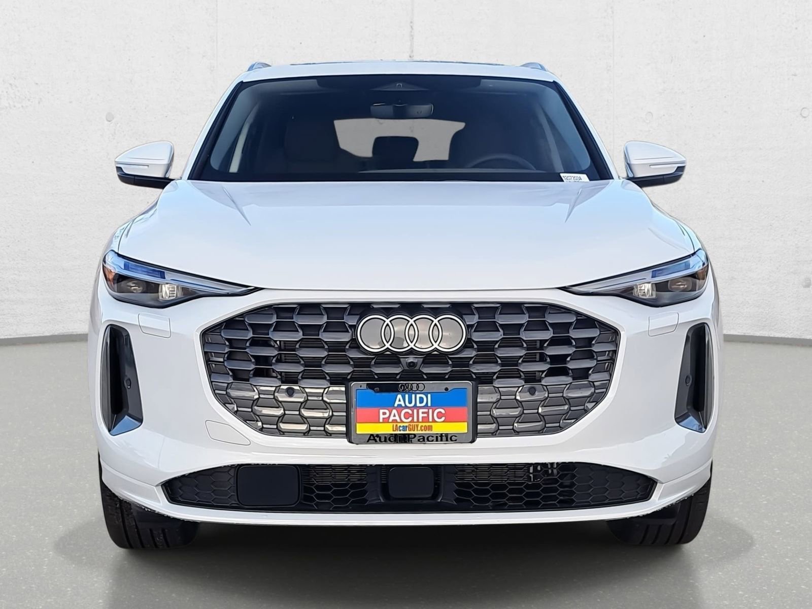 New 2025 Audi Q5 Premium Plus image 2