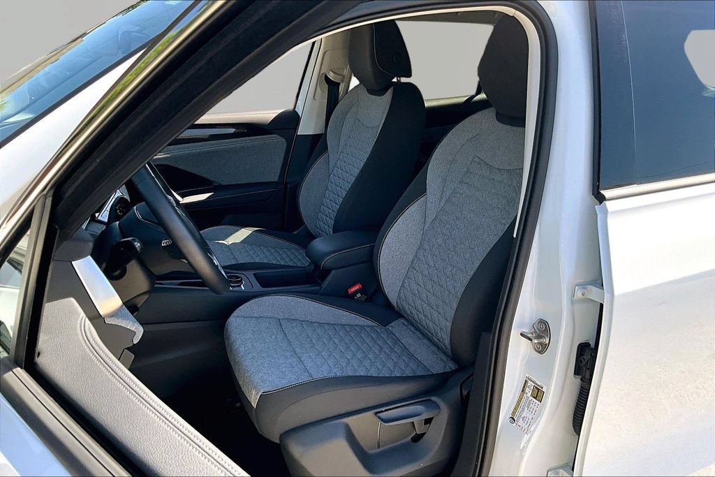 Used 2025 Volkswagen Tiguan S FWD image 22