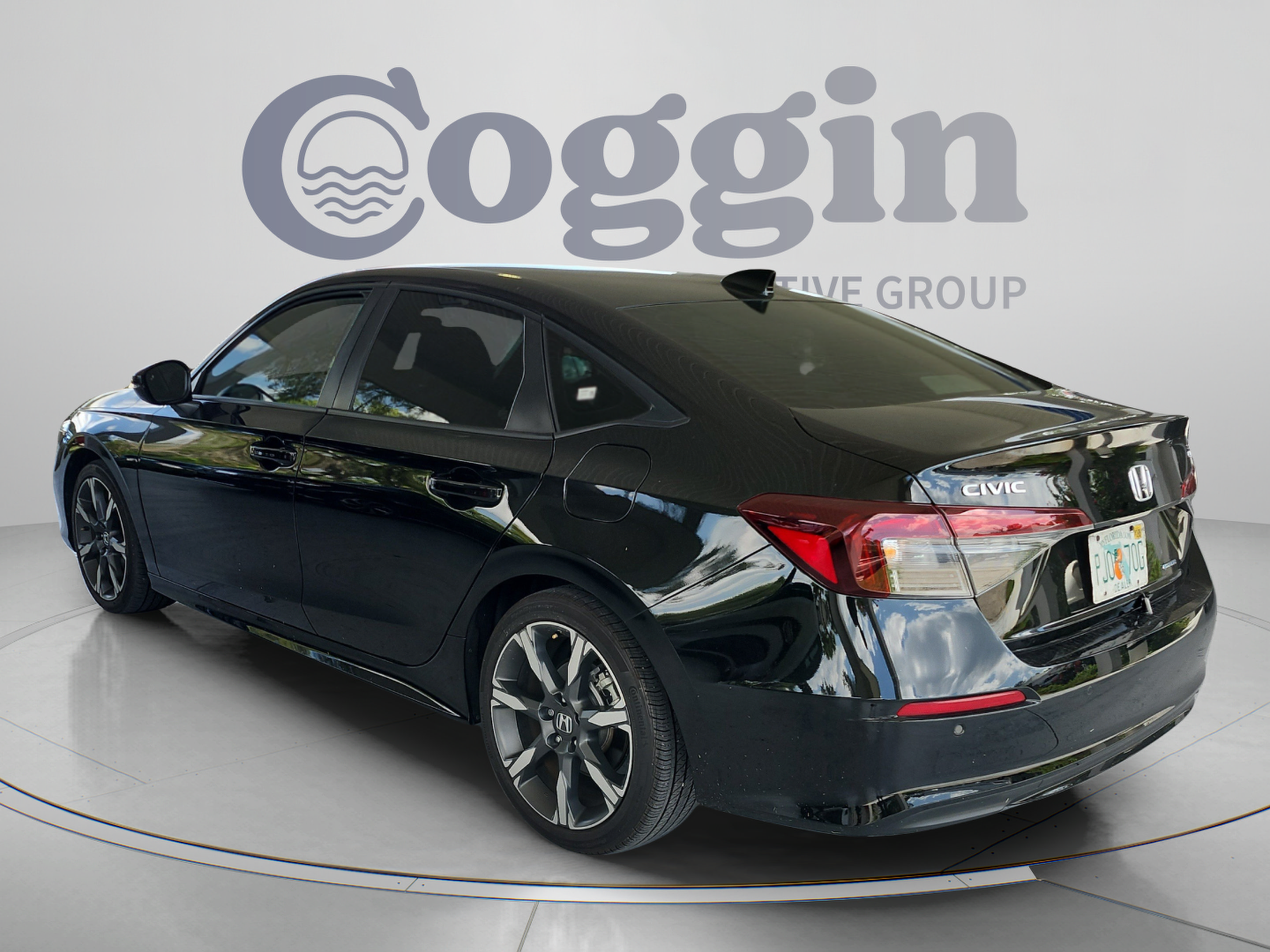 Used 2025 Honda Civic Sport Touring image 3