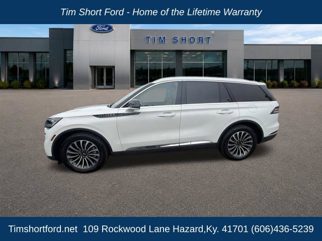Used 2023 Lincoln Aviator AWD w/ Premium Package image 2
