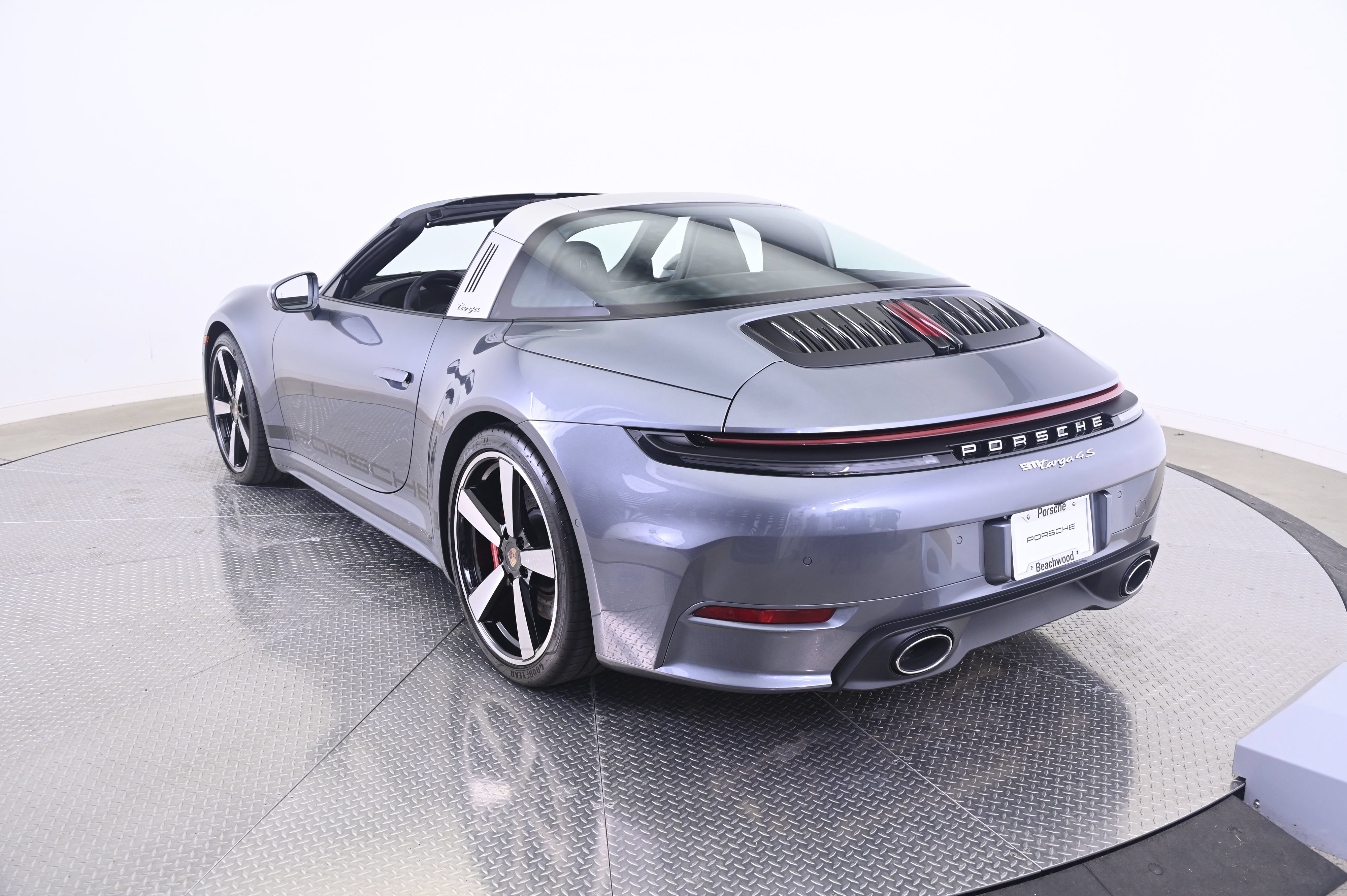 Certified 2026 Porsche 911 Targa 4S AWD/4WD image 3
