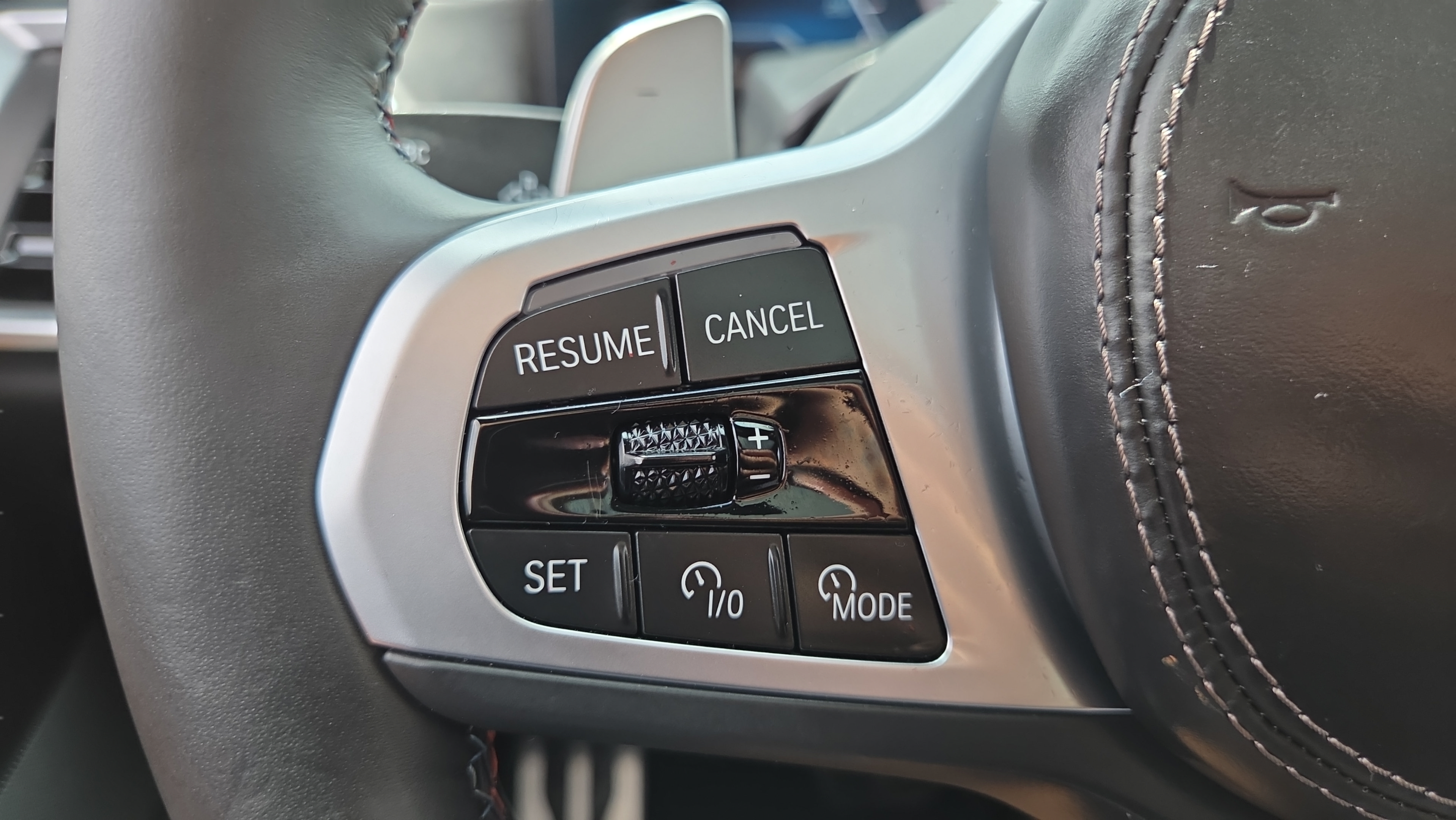 Used 2025 BMW X6 M60i AWD/4WD image 22
