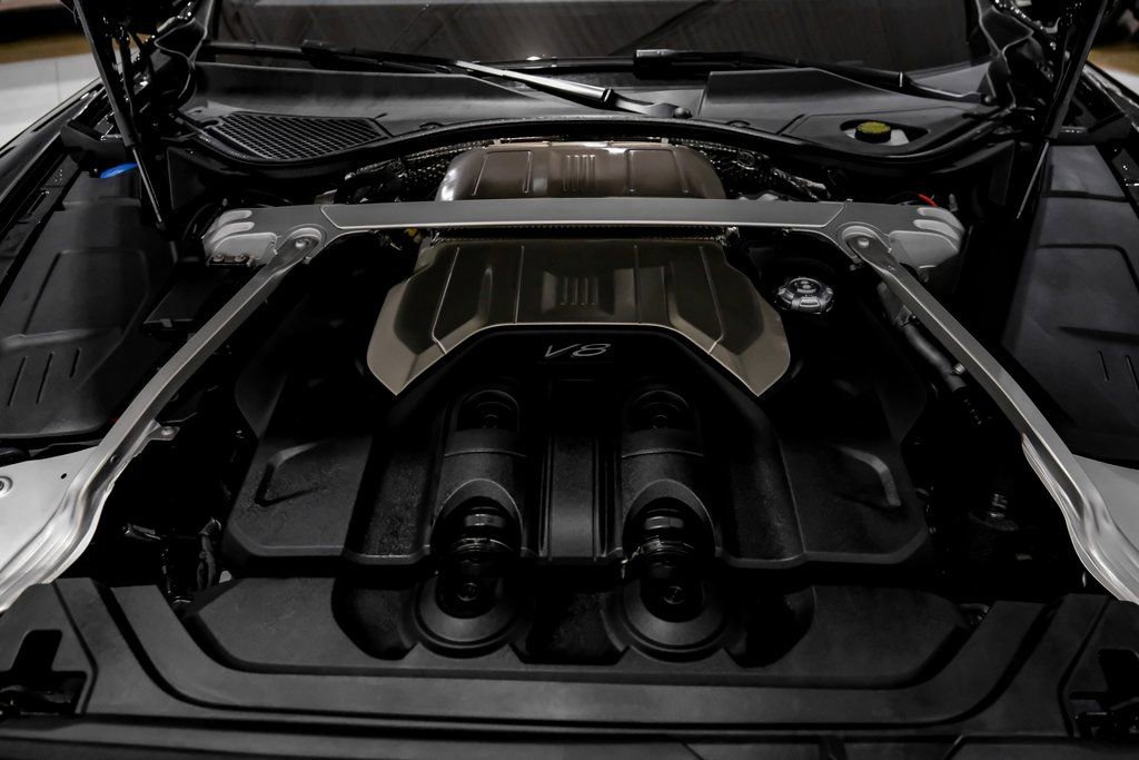 Used 2024 Bentley Flying Spur V8 image 50