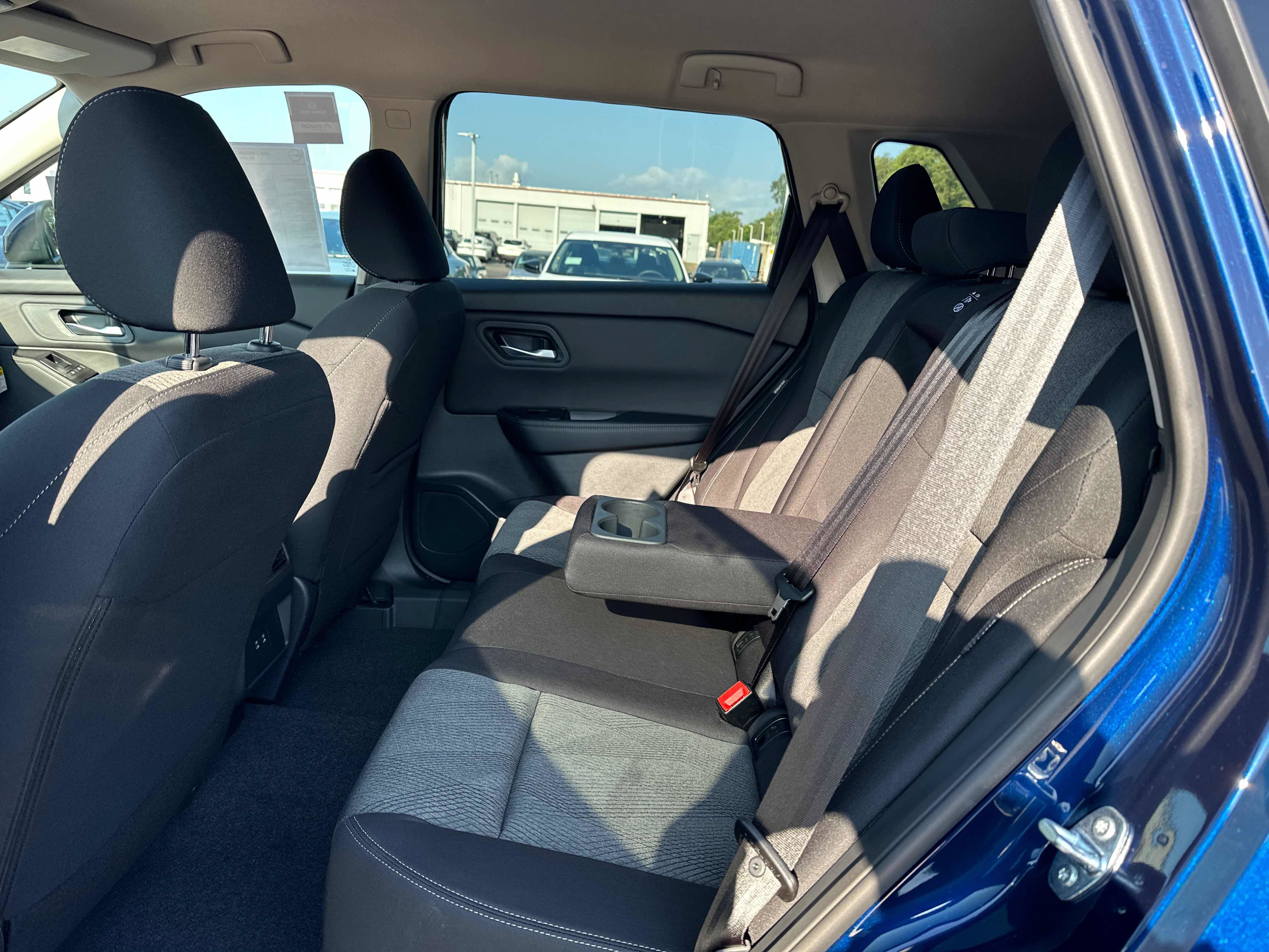 New 2026 Nissan Rogue SV AWD/4WD image 27