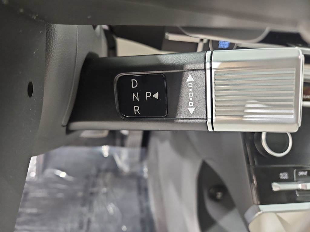 Certified 2025 Hyundai Santa Fe SEL image 24