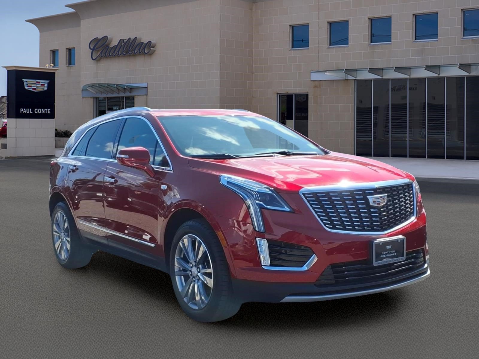 Certified 2024 Cadillac XT5 Premium Luxury w/ LPO, Floor Liner Package AWD/4WD image 3