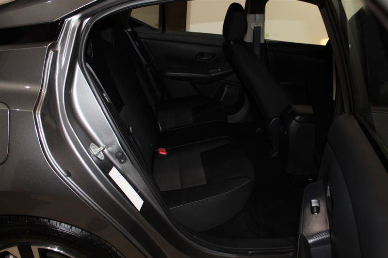 Used 2024 Nissan Sentra SV image 30