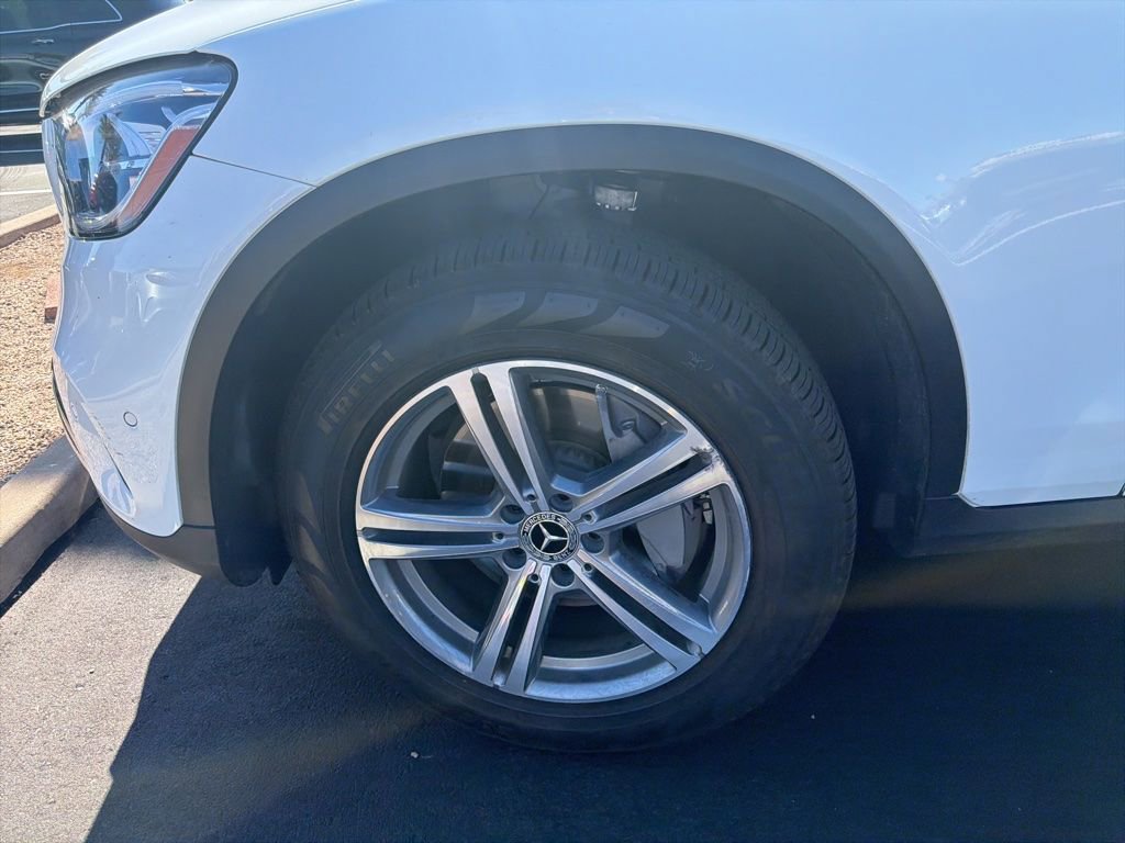 Certified 2022 Mercedes-Benz GLC 300 image 4