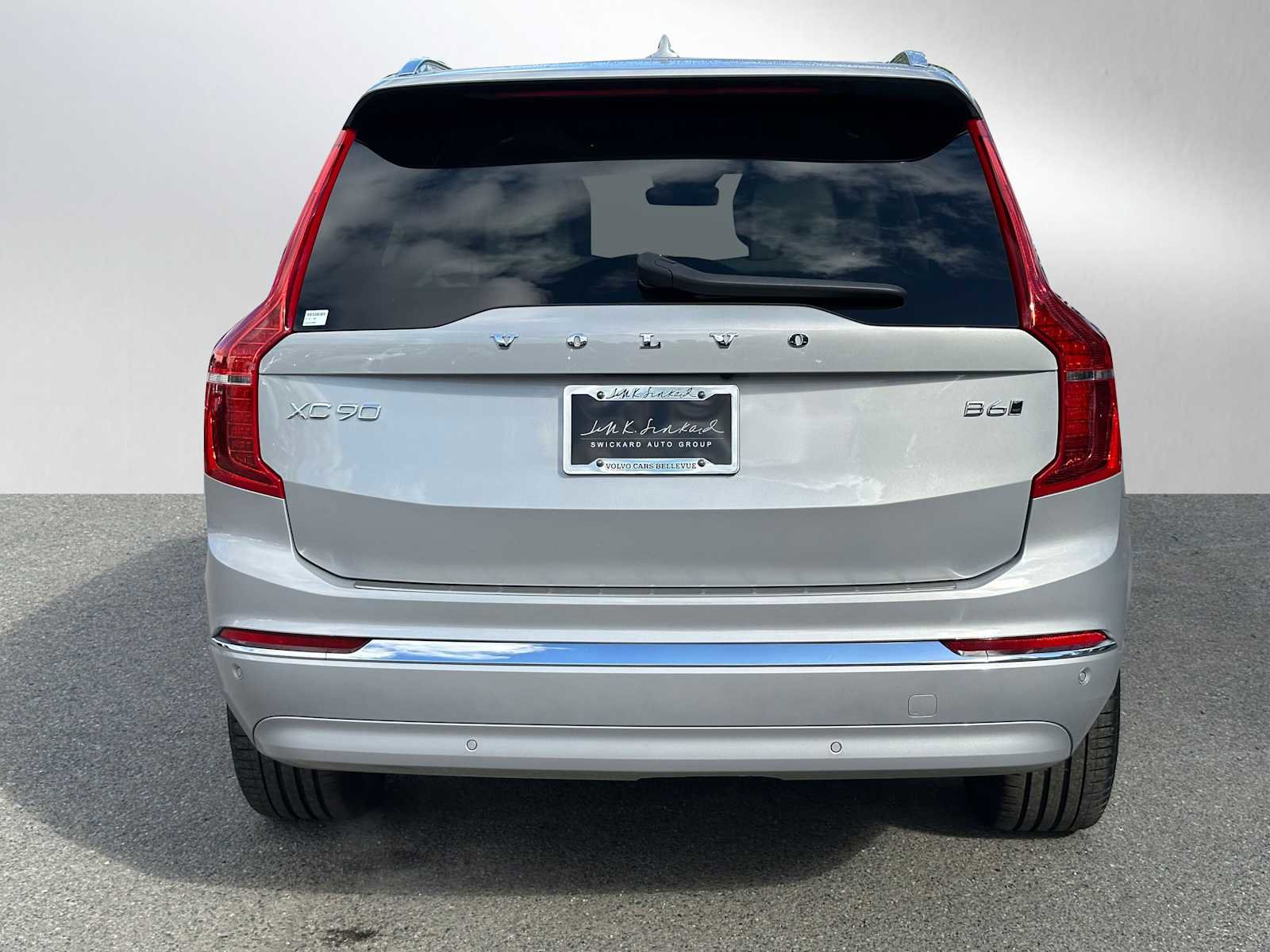 Used 2025 Volvo XC90 B6 Ultra w/ Lounge Package image 6