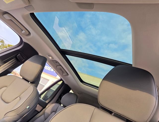 New 2026 Volvo XC90 B6 Plus AWD/4WD image 9