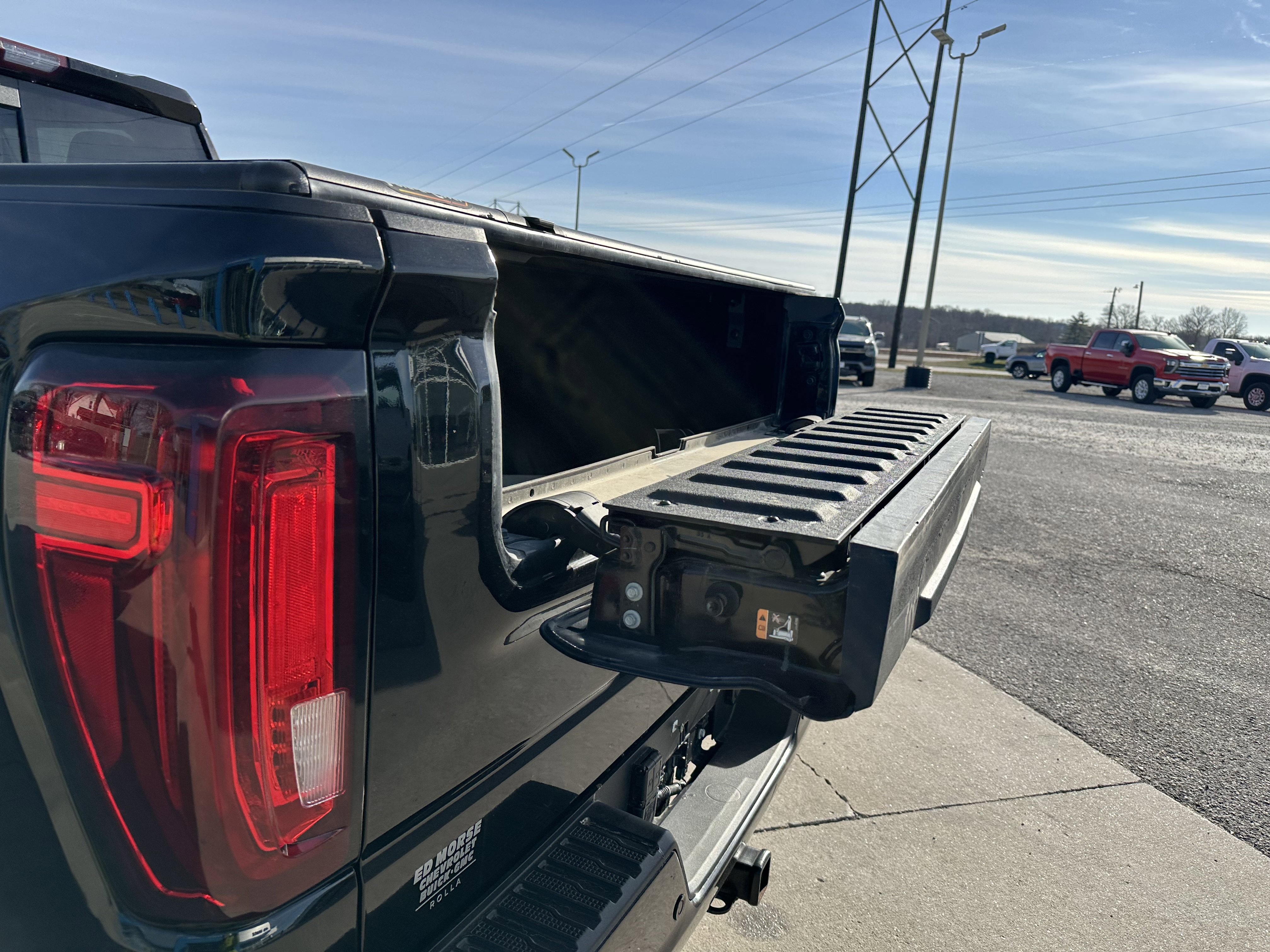 Used 2023 GMC Sierra 1500 Denali w/ Denali Reserve Package image 12