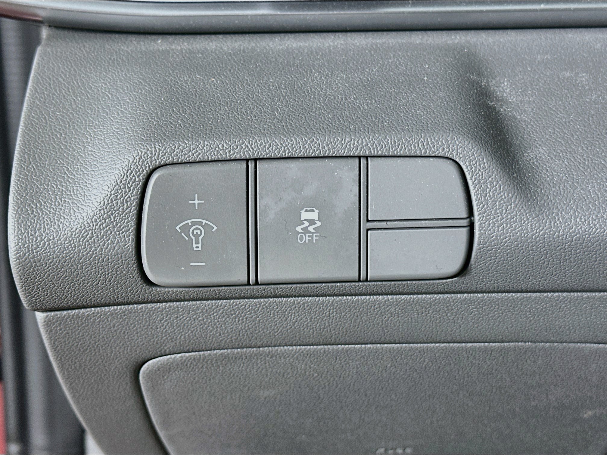 Used 2024 Hyundai Elantra SEL FWD image 17