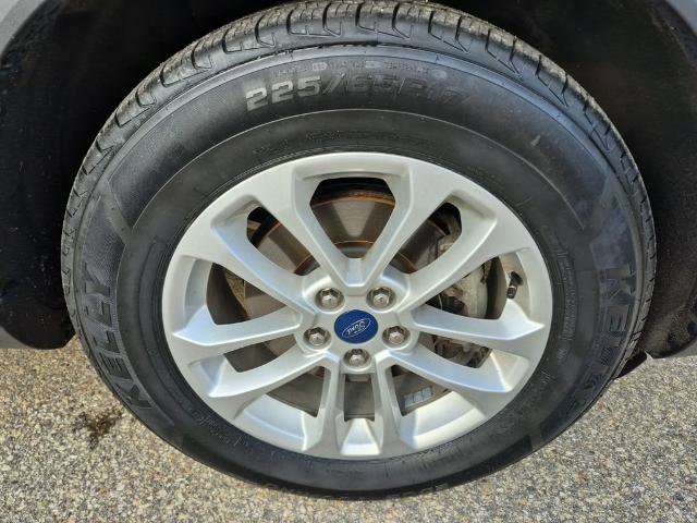 Certified 2020 Ford Escape SE AWD/4WD image 10