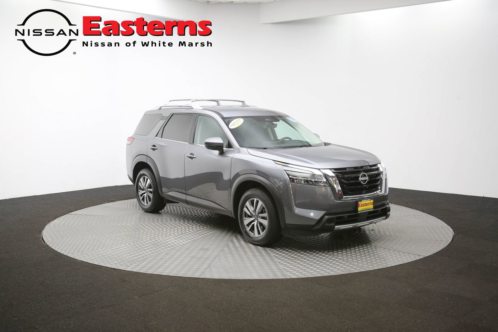 Used 2023 Nissan Pathfinder SL image 48