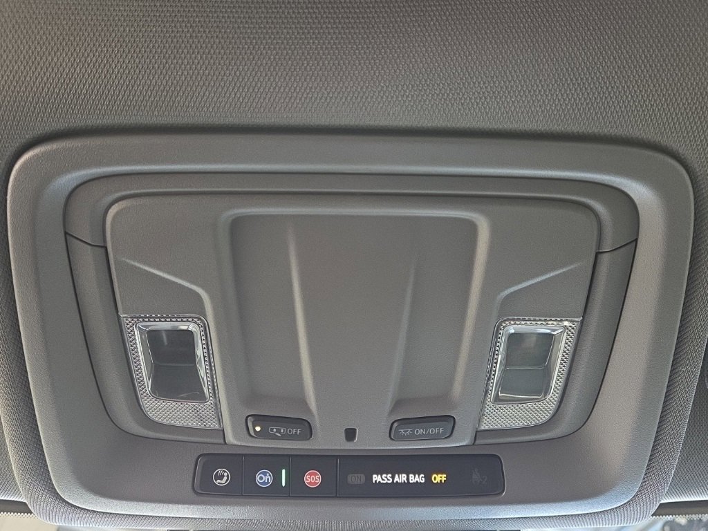 Used 2023 Chevrolet Silverado 1500 RST image 29