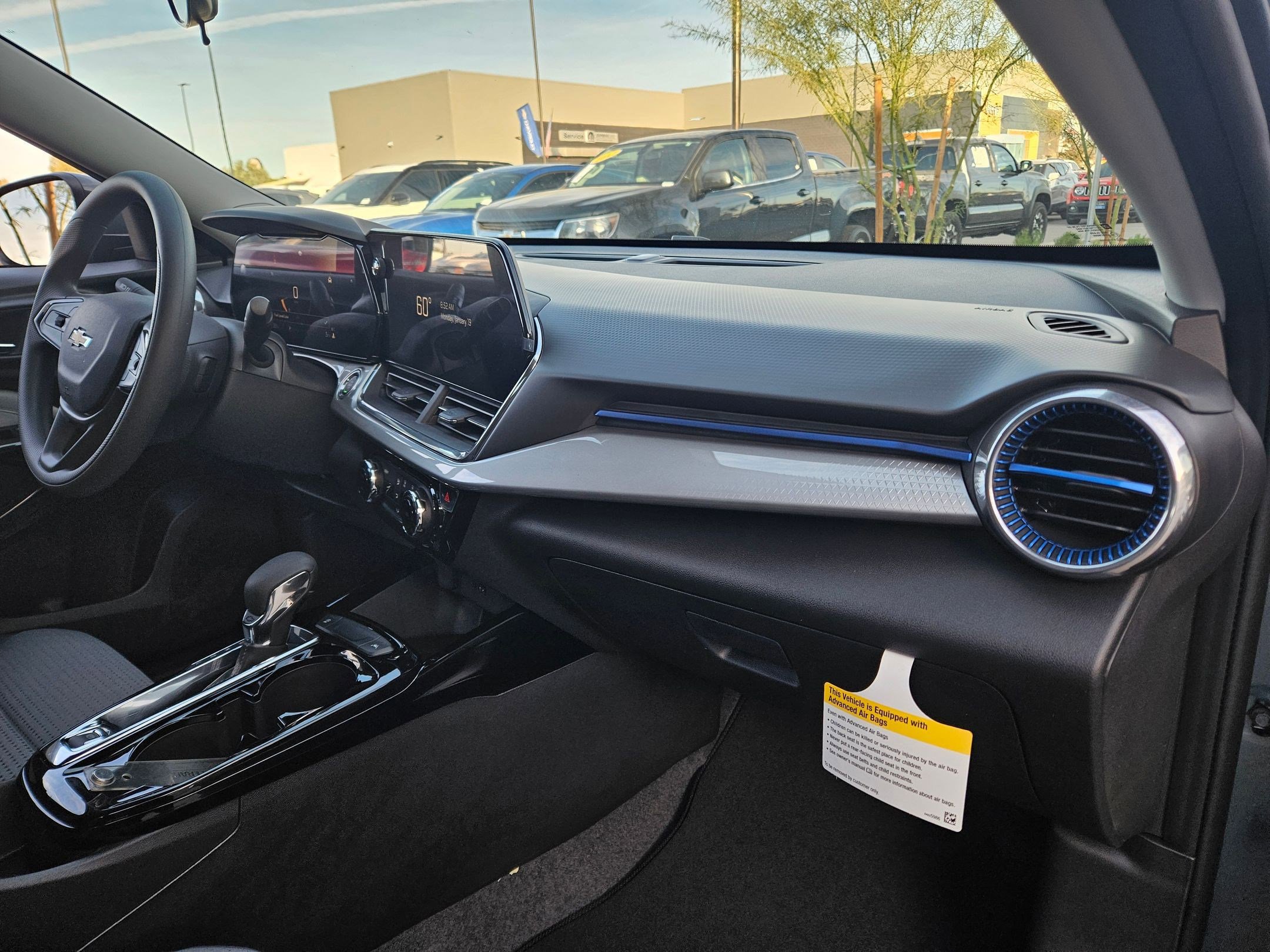 Certified 2026 Chevrolet Trax LT FWD image 19
