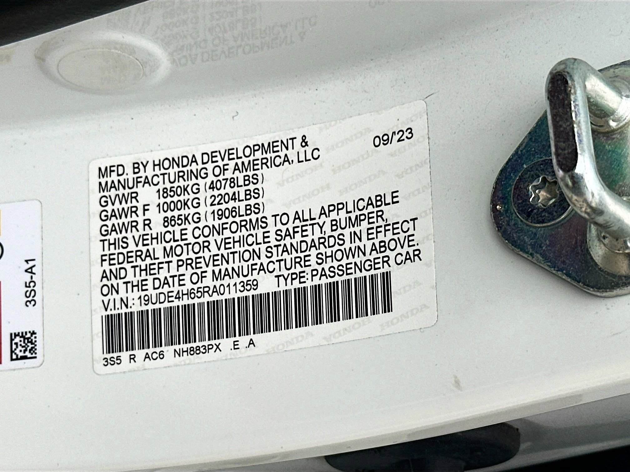 Used 2024 Acura Integra A-Spec image 29