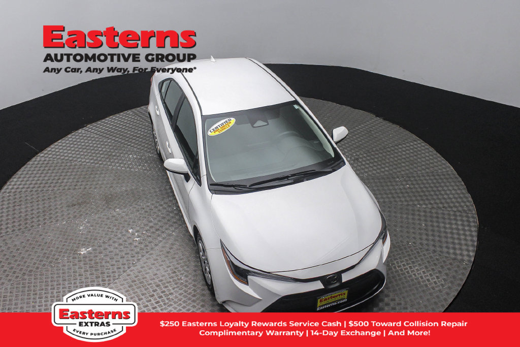 Used 2026 Toyota Corolla LE FWD image 4