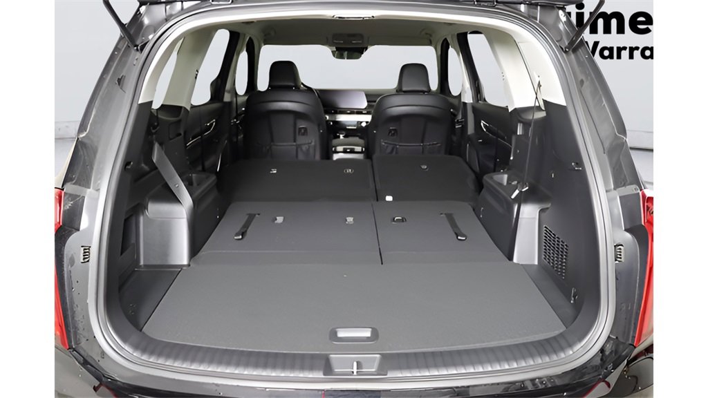 Used 2024 Kia Telluride LX image 46