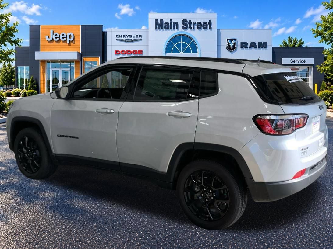 New 2026 Jeep Compass Latitude AWD/4WD image 3
