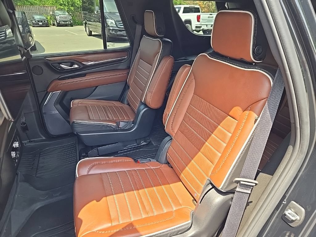 Used 2023 GMC Yukon Denali Ultimate w/ LPO, Floor Liner Package AWD/4WD image 56