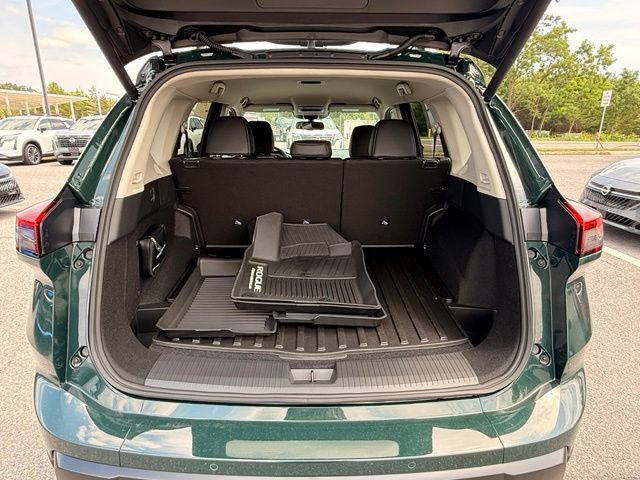 New 2026 Nissan Rogue SV w/ Rock Creek Premium Package AWD/4WD image 17