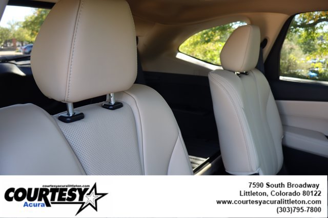 Used 2024 Acura MDX w/ Technology Package AWD/4WD image 31