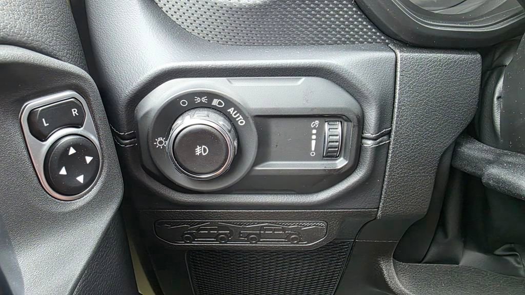 New 2026 Jeep Wrangler Unlimited Rubicon image 29