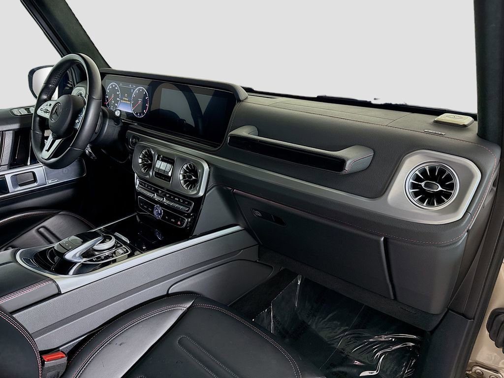 Used 2021 Mercedes-Benz G 550 w/ Exclusive Interior Package image 31