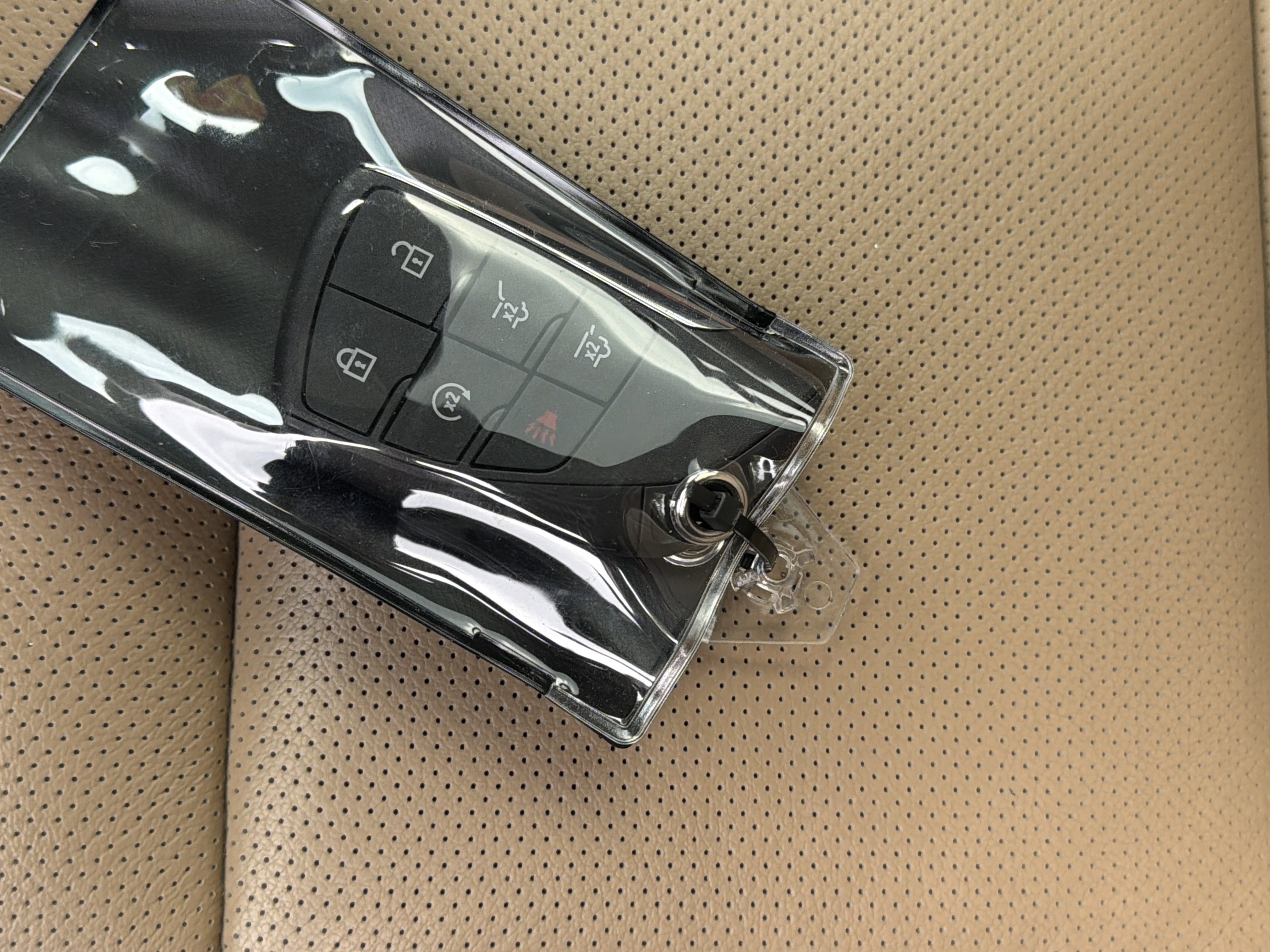 Used 2023 Chevrolet Tahoe Premier AWD/4WD image 19