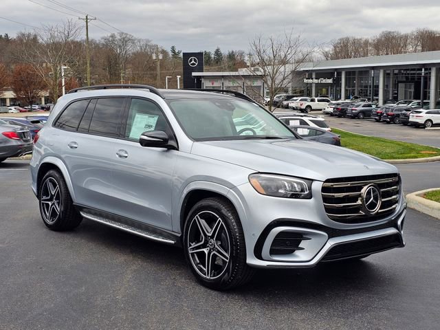 New 2026 Mercedes-Benz GLS 450 4MATIC image 1