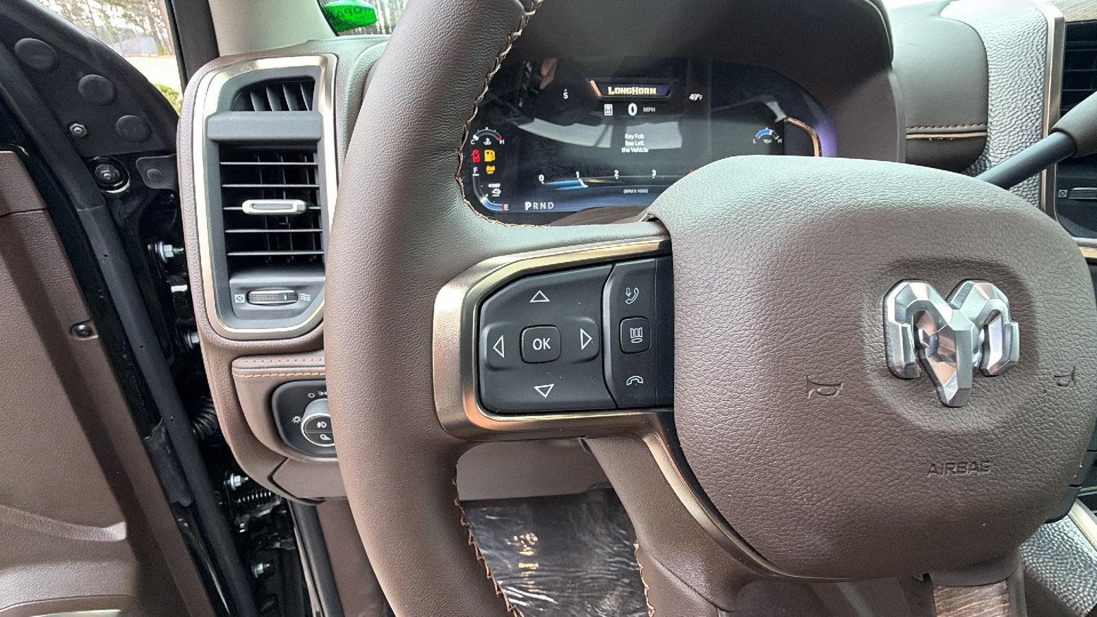 New 2026 RAM 2500 Limited AWD/4WD image 22