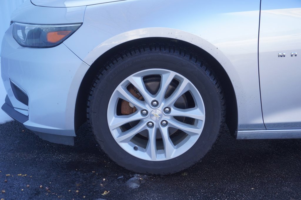 Used 2016 Chevrolet Malibu LT image 6