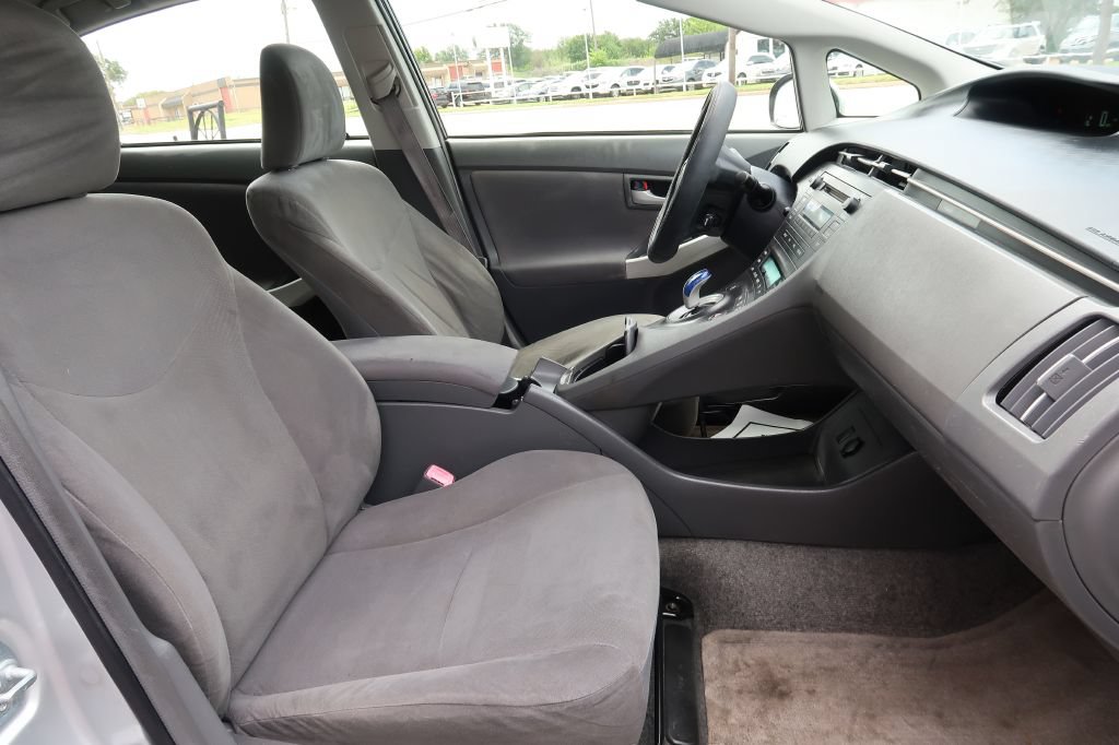 Used 2011 Toyota Prius Two FWD image 9