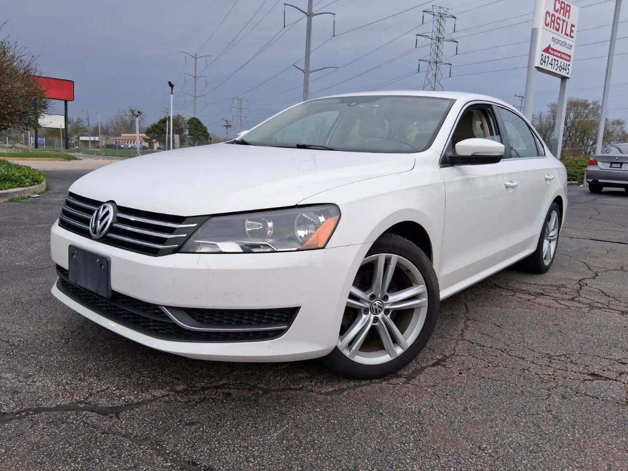 Used 2014 Volkswagen Passat 1.8T SE FWD image 1
