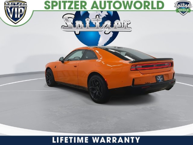 New 2026 Dodge Charger Scat Pack w/ Blacktop Package AWD/4WD image 3