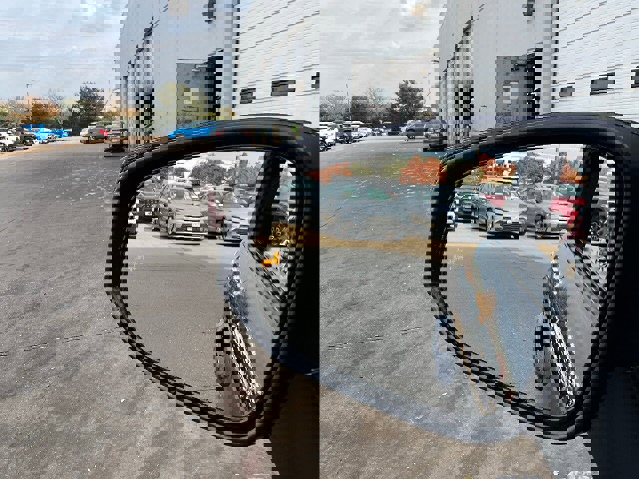 Used 2024 Toyota RAV4 XLE Premium image 20