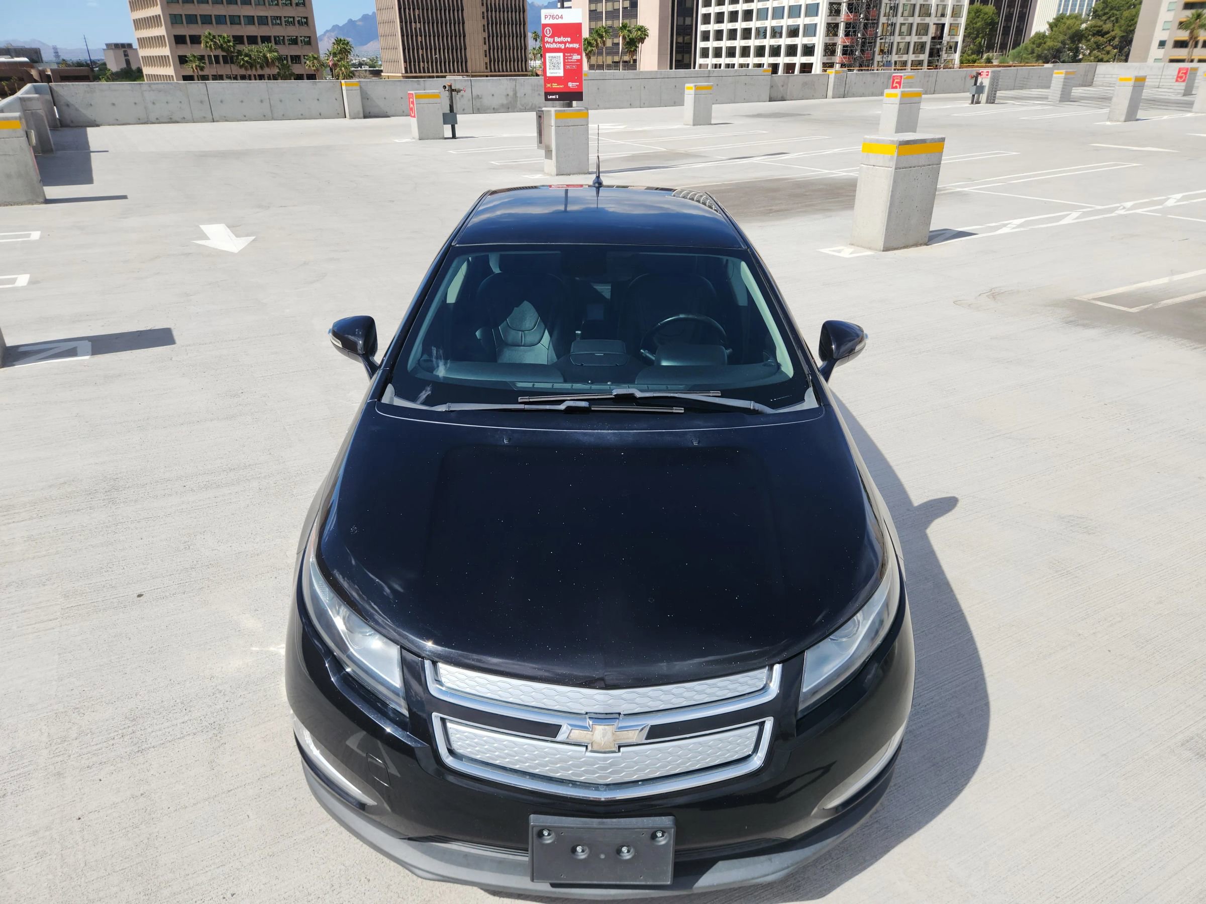 Used 2013 Chevrolet Volt Premium w/ Premium Trim Package FWD image 10