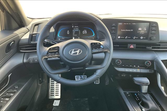 New 2025 Hyundai Elantra Sport image 12