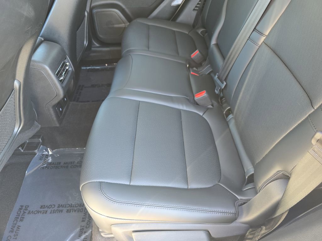 Used 2025 Lincoln Corsair AWD w/ Equipment Group 101A image 14