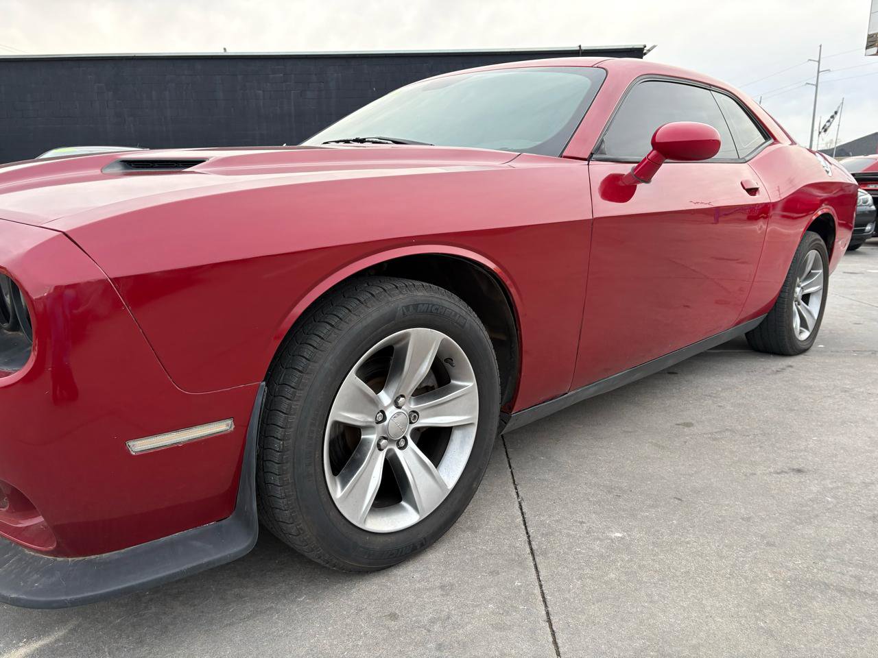 Used 2016 Dodge Challenger SXT RWD image 7